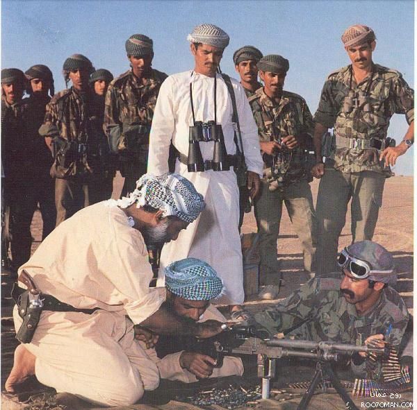 ملوك وسلاطين صور جلالة السلطان3 Size:84.90 Kb Dim: 600 x 591 Size: Kb Dim: x