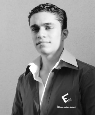 مشاهير العالم انكيدو Size:14.90 Kb Dim: 400 x 484 Size: Kb Dim: x