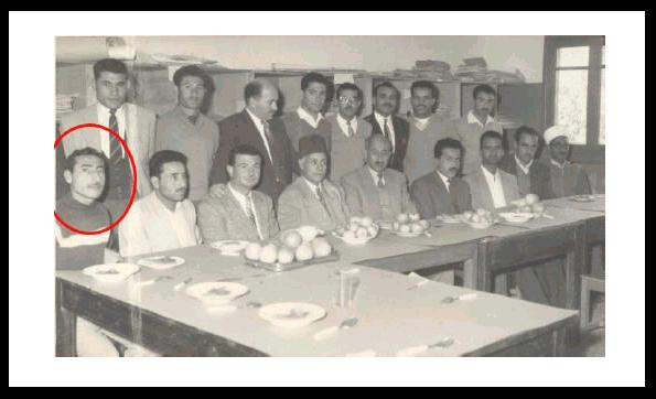 مشاهير العالم الشيخ احمد ياسين Size:28.30 Kb Dim: 595 x 362 Size: Kb Dim: x