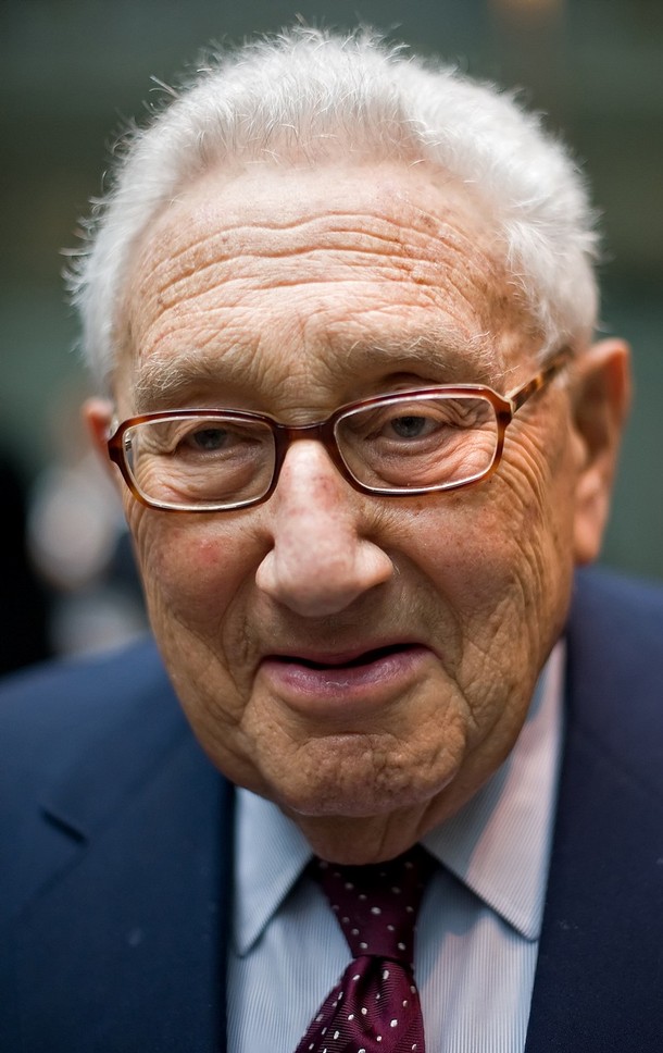 مشاهير العالم Henry Kissinger Size:118.90 Kb Dim: 610 x 968 Size: Kb Dim: x
