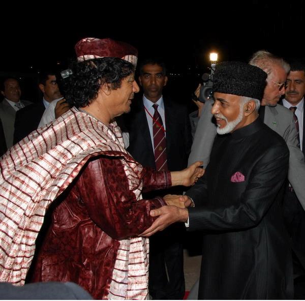 مشاهير العالم مشاهير العالم1 Size:63.80 Kb Dim: 600 x 592 Size: Kb Dim: x