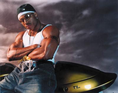 مشاهير العالم llcoolj2 Size:17.30 Kb Dim: 400 x 318 Size: Kb Dim: x
