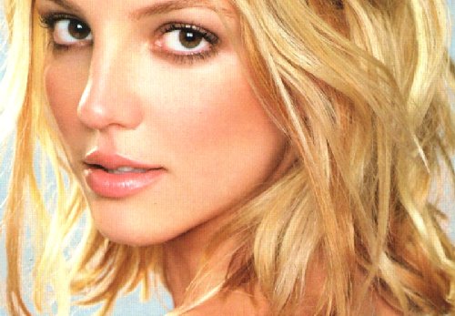 مشاهير العالم Britney spears Size:42.10 Kb Dim: 500 x 347 Size: Kb Dim: x