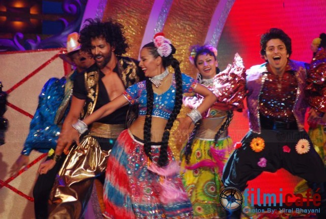 الممثلين والفنانين الغرب hritik_roshan15 Size:120.50 Kb Dim: 640 x 429 Size: Kb Dim: x