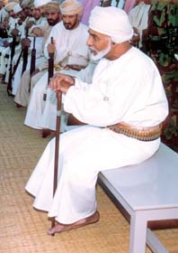 السيد سيف بن حمد بن سعود البوسعيدي السيد سيف Size:17.50 Kb Dim: 198 x 280 Size: Kb Dim: x