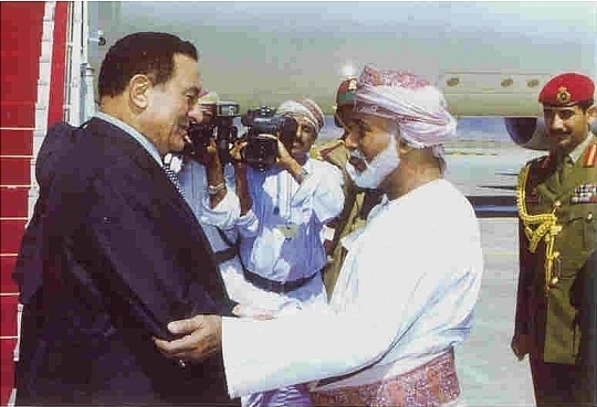 قابوس مع الحكام والشخصيات السلطان قابوس Size:137.60 Kb Dim: 540 x 369 Size: Kb Dim: x