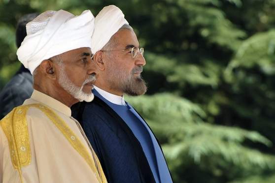 قابوس مع الحكام والشخصيات السلطان قابوس Sultan Qaboos Size:21.90 Kb Dim: 558 x 372 Size: Kb Dim: x