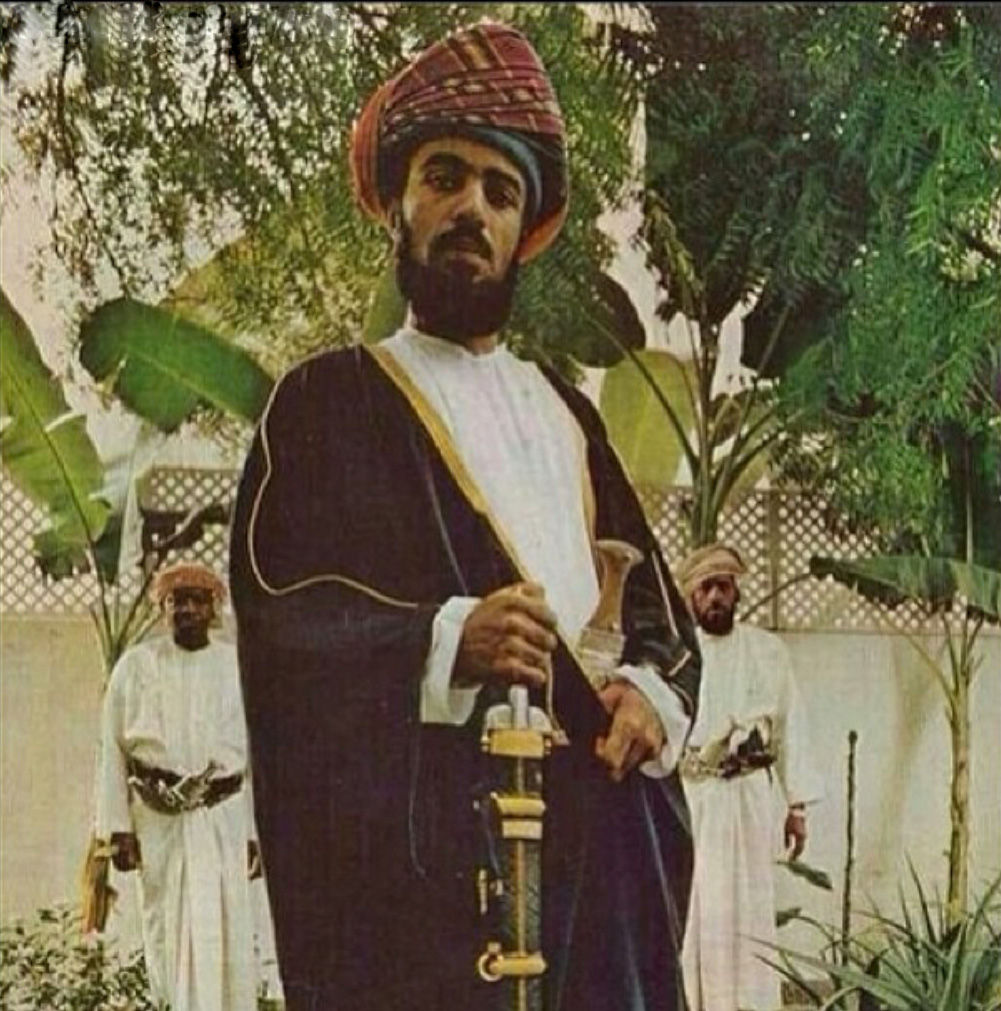 صور قديمة ونادرة لجلالته السلطان قابوس Sultan Qaboos Size:199.70 Kb Dim: 1600 x 1187 Size: Kb Dim: x