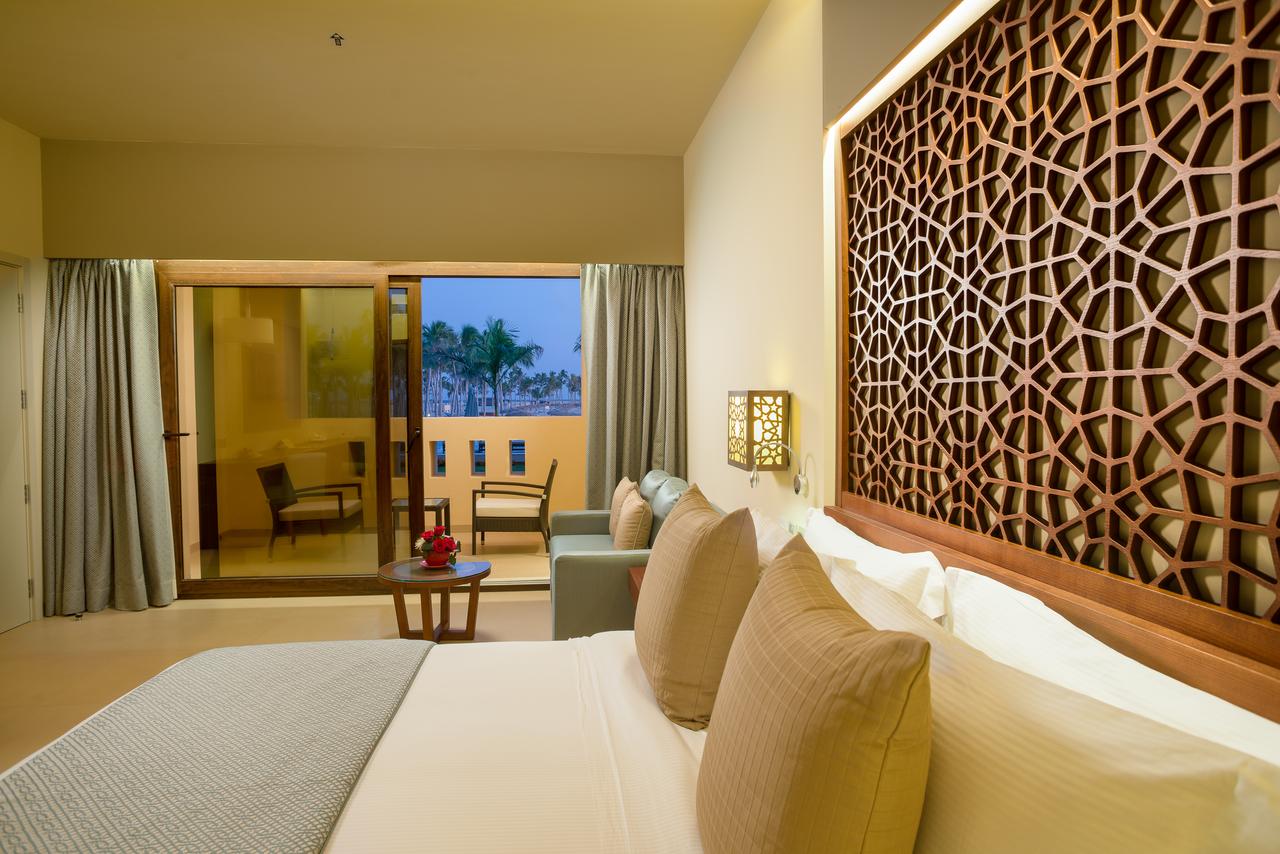 ولاية صلالة فندق ومساكن الفنار Size:153.74 Kb Dim: 1280 x 854 Size: Kb Dim: x