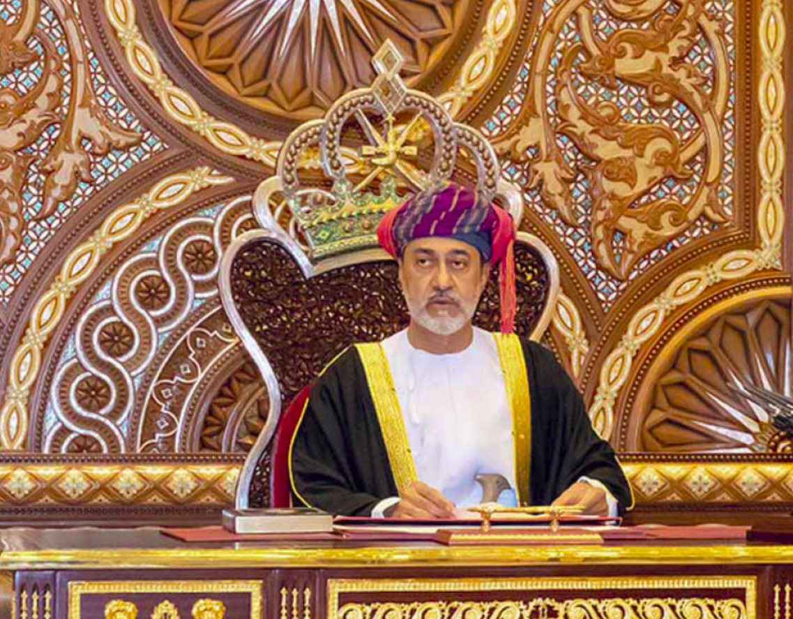 السلطان هيثم بعد الحكم السلطان هيثم بعد الحكم Size:836.36 Kb Dim: 1137 x 887 Size: Kb Dim: x