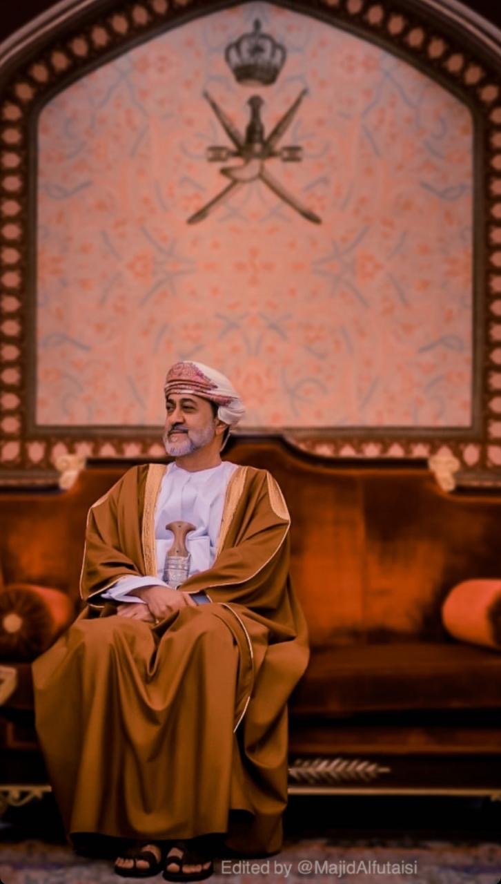 السلطان هيثم بعد الحكم السلطان هيثم يستقبل وزير الخارجية الامريكي Size:113.92 Kb Dim: 726 x 1280 Size: Kb Dim: x