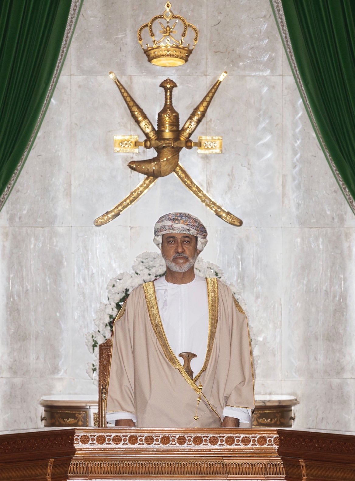 السلطان هيثم بعد الحكم السلطان هيثم بعد الحكم Size:393.70 Kb Dim: 1167 x 1582 Size: Kb Dim: x