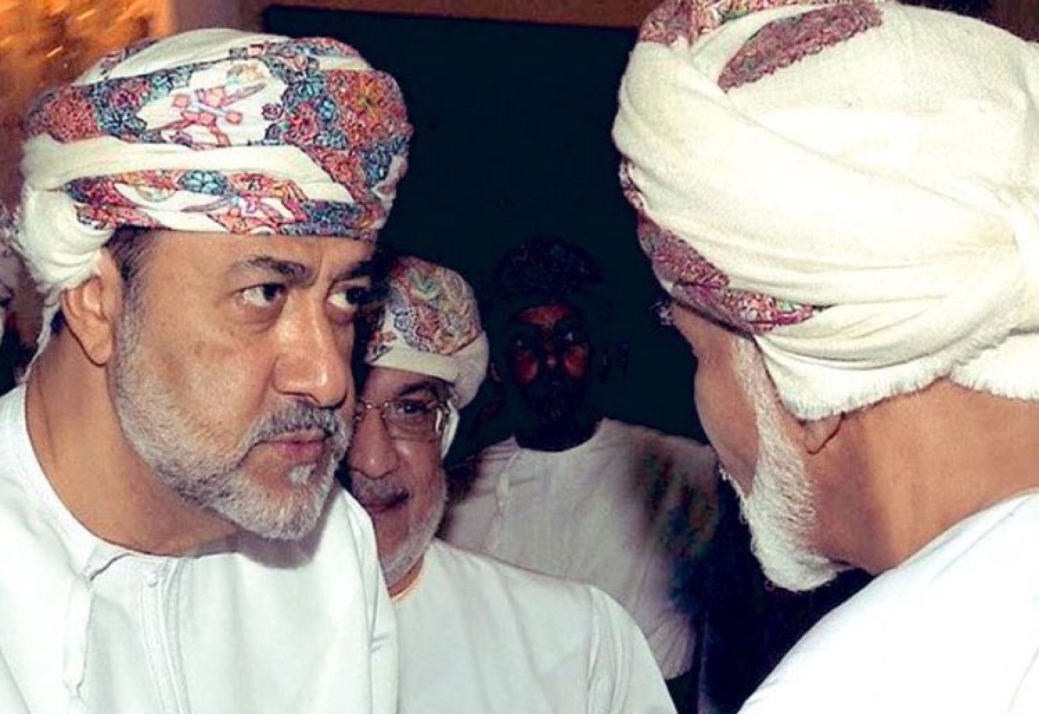 السلطان هيثم قبل الحكم السلطان هيثم قبل الحكم Size:178.67 Kb Dim: 1500 x 1032 Size: Kb Dim: x