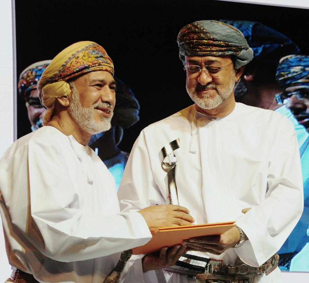 السلطان هيثم قبل الحكم السلطان هيثم قبل الحكم Size:149.67 Kb Dim: 1024 x 940 Size: Kb Dim: x