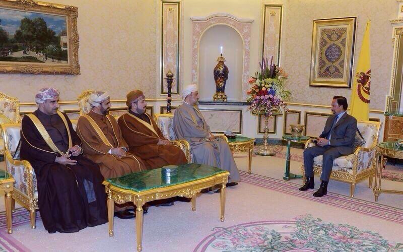 السلطان هيثم قبل الحكم السلطان هيثم قبل الحكم Size:124.67 Kb Dim: 800 x 500 Size: Kb Dim: x