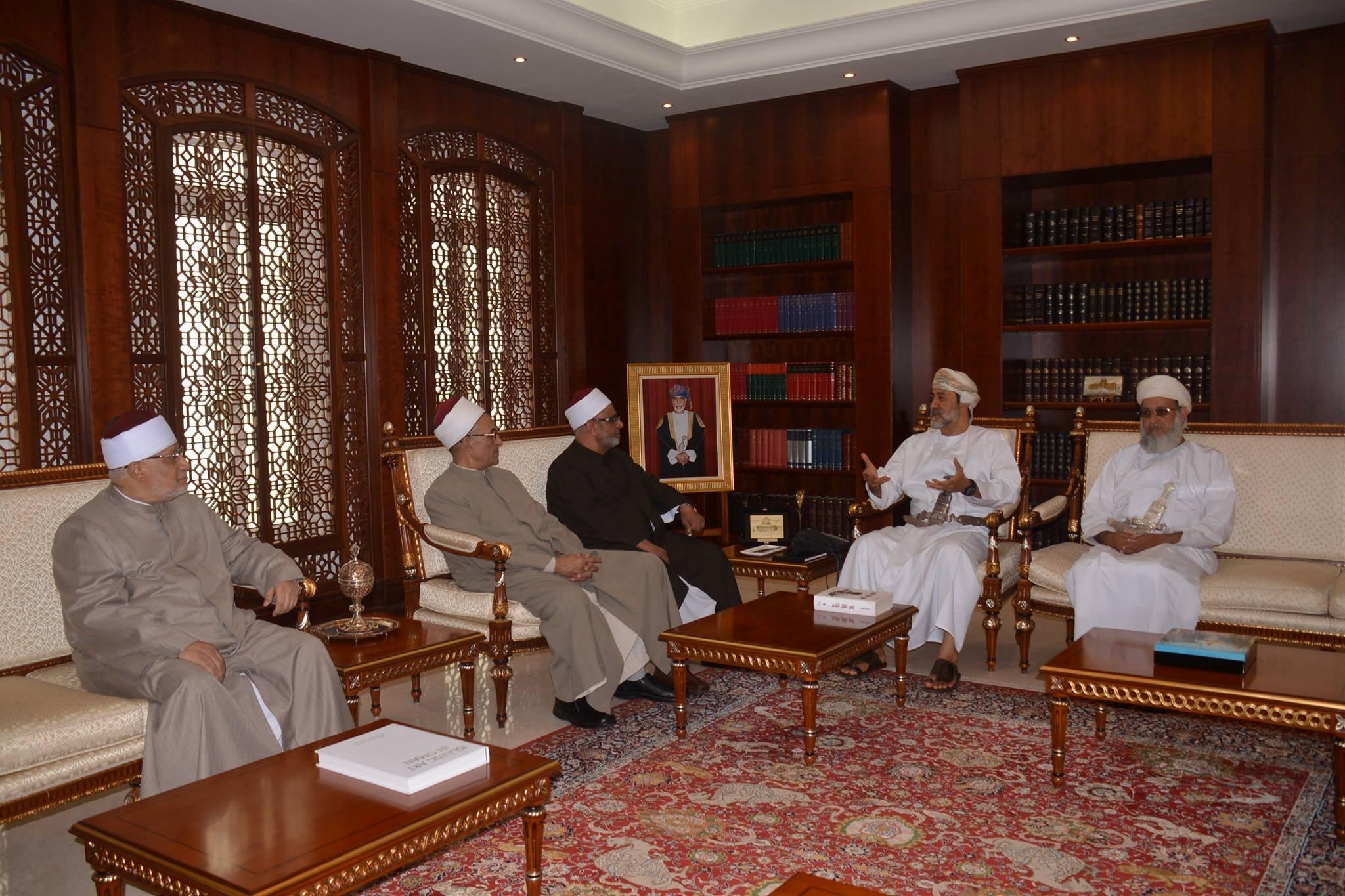 السلطان هيثم قبل الحكم السلطان هيثم قبل الحكم Size:568.58 Kb Dim: 2048 x 1365 Size: Kb Dim: x