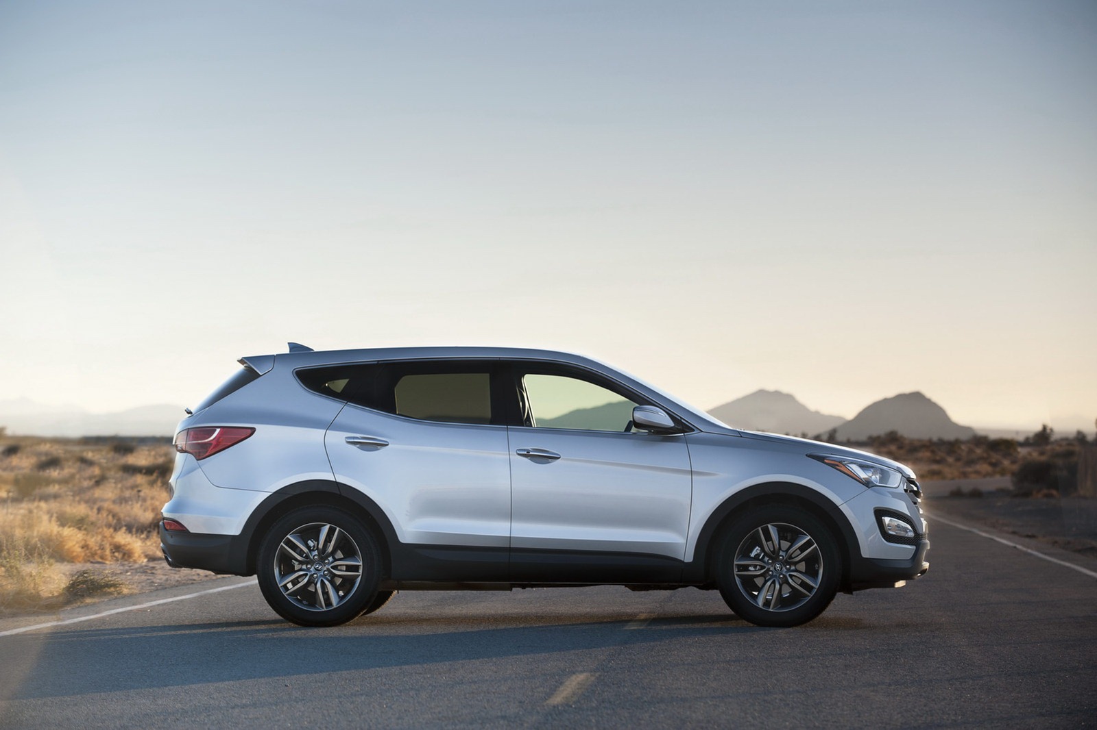 سيارات هايونداي Hyundai سيارات هايونداي Hyundai3 Size:238.40 Kb Dim: 1600 x 1066 Size: Kb Dim: x