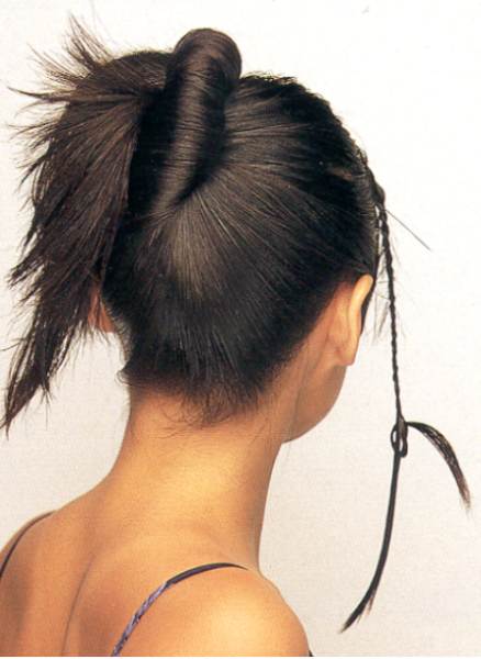 موديلات قصات الشعر hair style005 Size:30.20 Kb Dim: 438 x 600 Size: Kb Dim: x