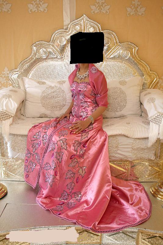 فساتين سهرات robe maghribi Size:85.70 Kb Dim: 534 x 800 Size: Kb Dim: x