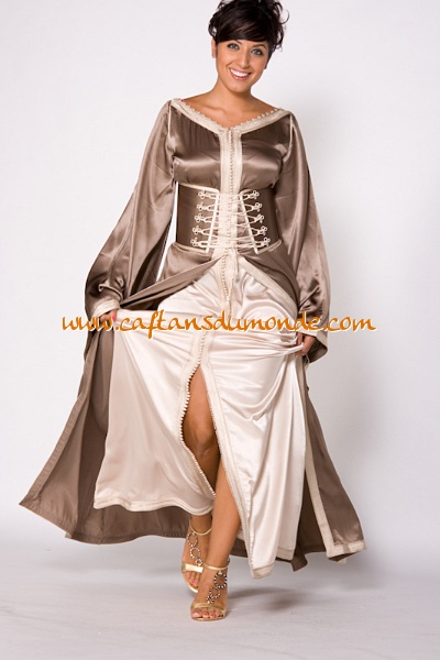 فساتين سهرات robe maghribi Size:62.40 Kb Dim: 400 x 600 Size: Kb Dim: x