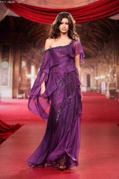 فساتين سهرات فساتين سهرات15 Size:56.40 Kb Dim: 400 x 600 Size: Kb Dim: x