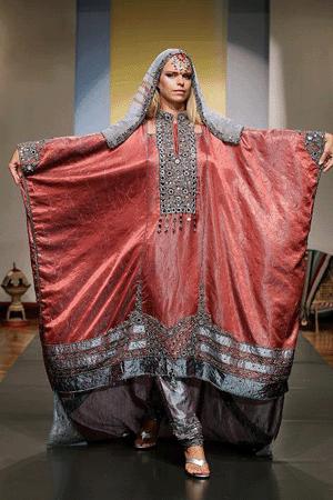 فساتين سهرات ازياء لمصممة الازياء 5 Size:28.20 Kb Dim: 300 x 450 Size: Kb Dim: x