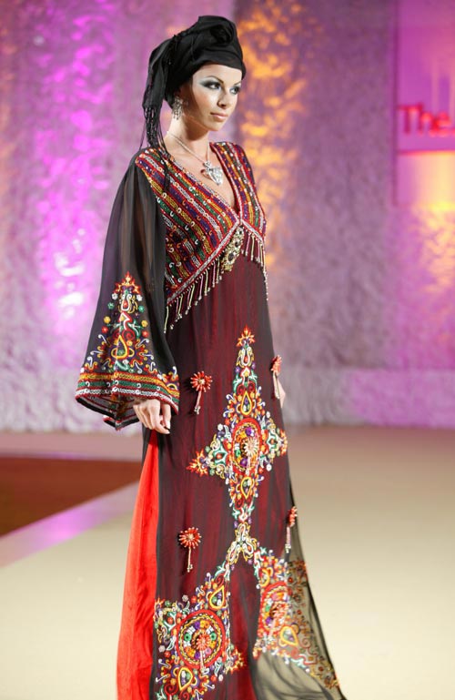 فساتين سهرات جلابيات لطيفه15 Size:66.40 Kb Dim: 500 x 769 Size: Kb Dim: x