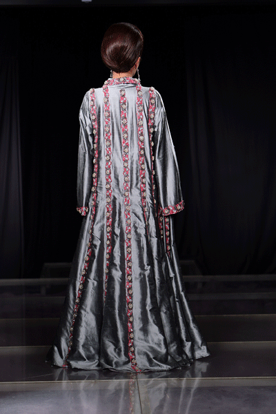 فساتين سهرات عبايات خليجية3 Size:131.00 Kb Dim: 400 x 600 Size: Kb Dim: x