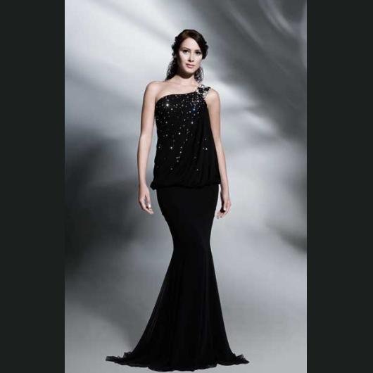 فساتين سهرات فساتين سهره شيك جدا4 Size:18.10 Kb Dim: 530 x 530 Size: Kb Dim: x