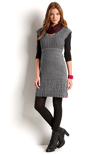 فساتين سهرات مجموعه ازياء من esprit8 Size:44.70 Kb Dim: 343 x 515 Size: Kb Dim: x
