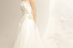 فستان زفاف رقم 49
