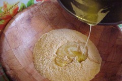 طريقة عمل حلى بالصور 7