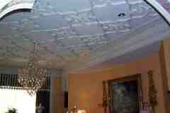 أسقف في قمة الروعة