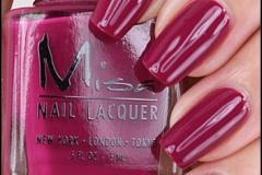 ملابس وإكسسوارات متنوعة4