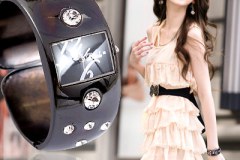 ملابس وإكسسوارات متنوعة8