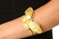 ملابس وإكسسوارات متنوعة1