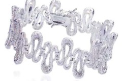 ملابس وإكسسوارات متنوعة2