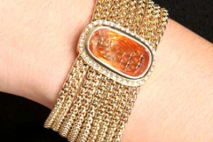 ملابس وإكسسوارات متنوعة2