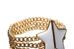 ملابس وإكسسوارات متنوعة10