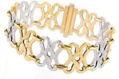 ملابس وإكسسوارات متنوعة10