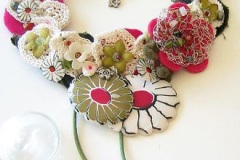 ملابس وإكسسوارات متنوعة3