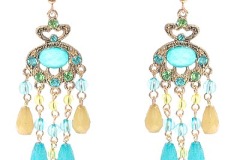 ملابس وإكسسوارات متنوعة2