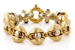 ملابس وإكسسوارات متنوعة4