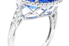 ملابس وإكسسوارات متنوعة7