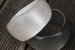 ملابس وإكسسوارات متنوعة1