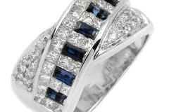 ملابس وإكسسوارات متنوعة3