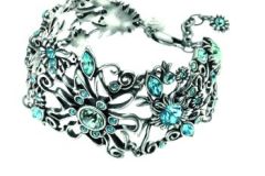 ملابس وإكسسوارات متنوعة7