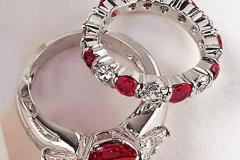 ملابس وإكسسوارات متنوعة1