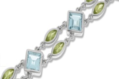 ملابس وإكسسوارات متنوعة3