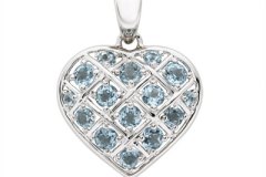 ملابس وإكسسوارات متنوعة4